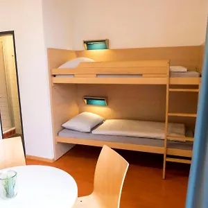  Hostel Horner Rennbahn Duitsland